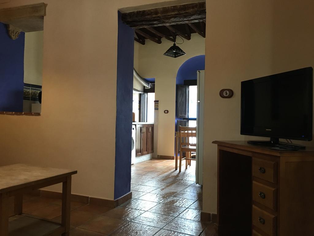 Apartamentos Victoria Bujalance Extérieur photo