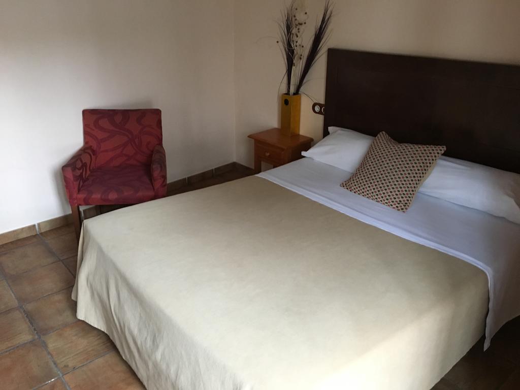 Apartamentos Victoria Bujalance Extérieur photo