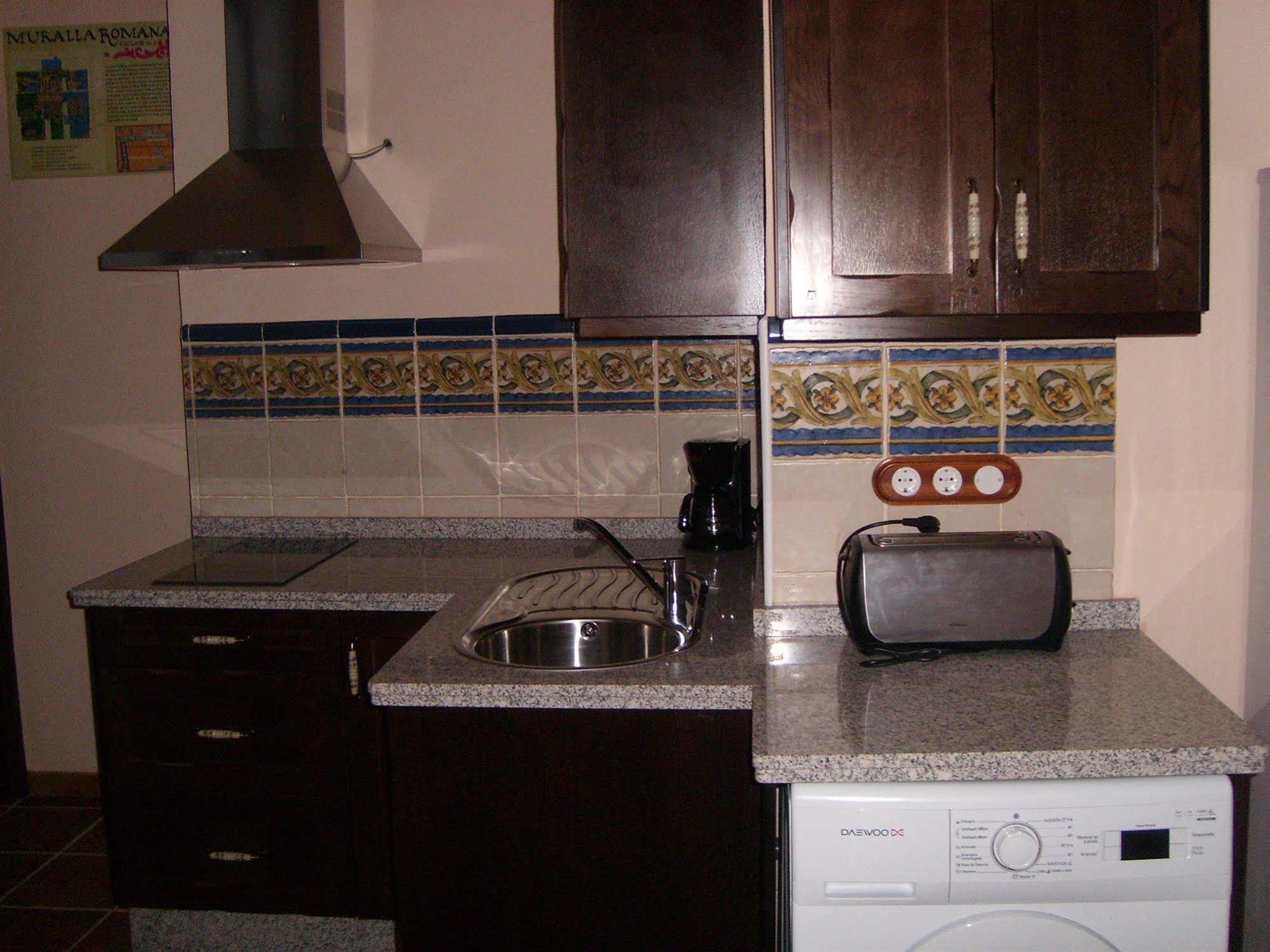 Apartamentos Victoria Bujalance Extérieur photo