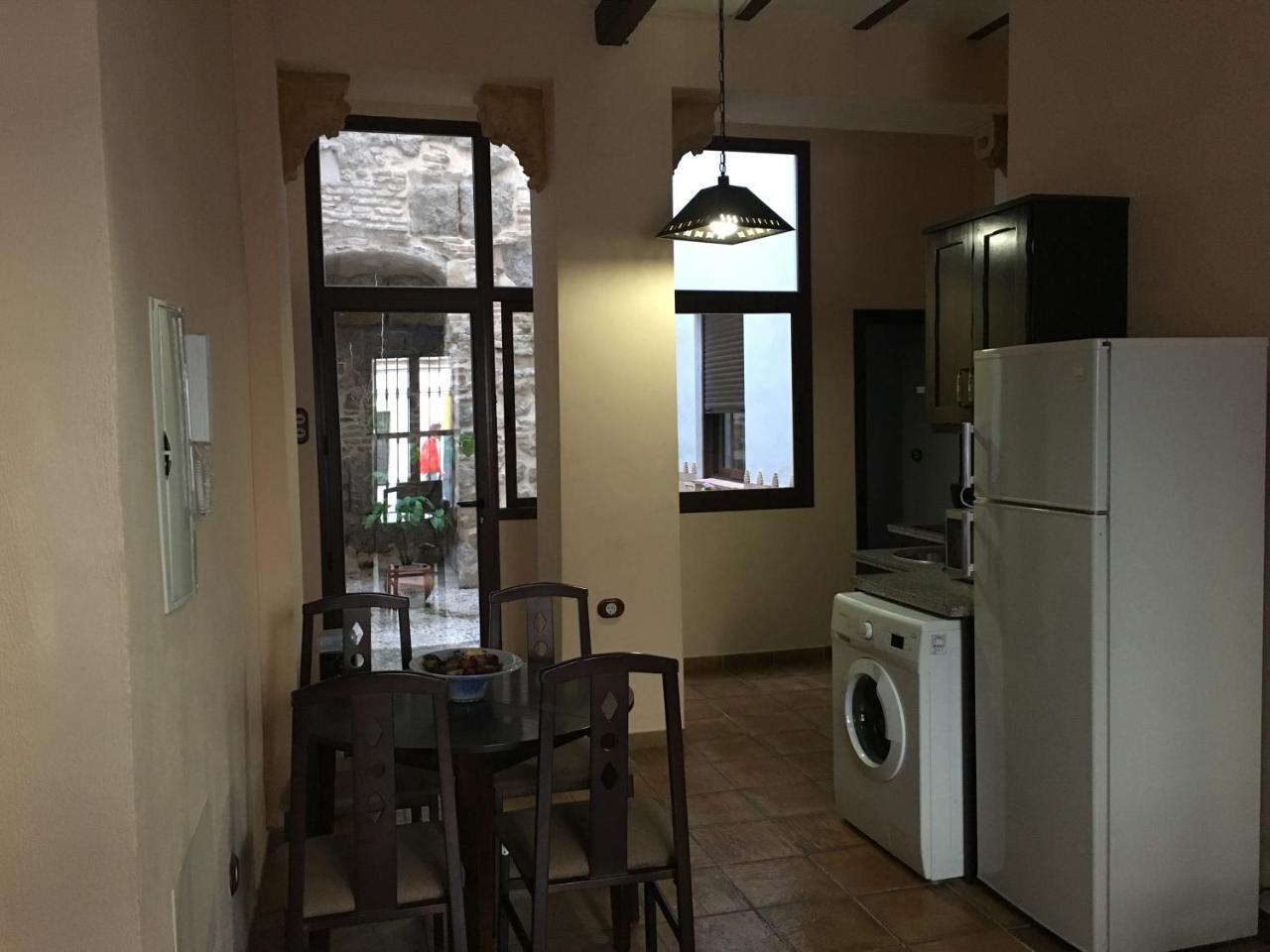 Apartamentos Victoria Bujalance Extérieur photo
